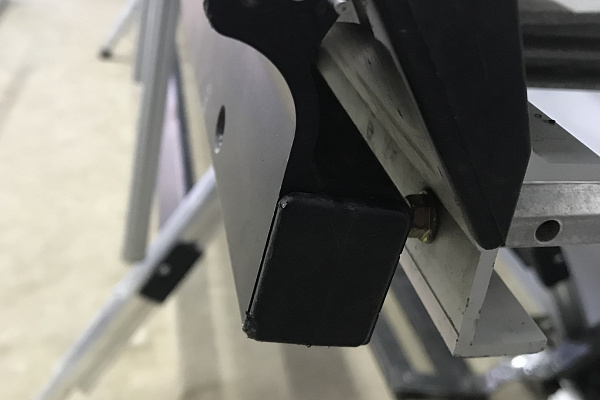 Планка верхняя прижимная для станка Tapco  MAX-20 3,2 м