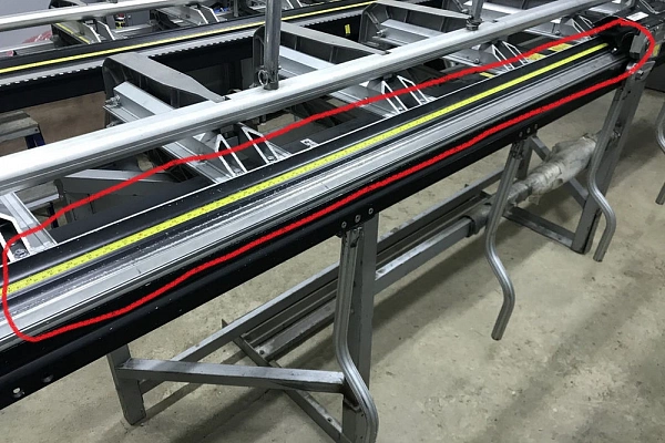 Планка прижимная упорная для станка Tapco SuperMax 3,8 м